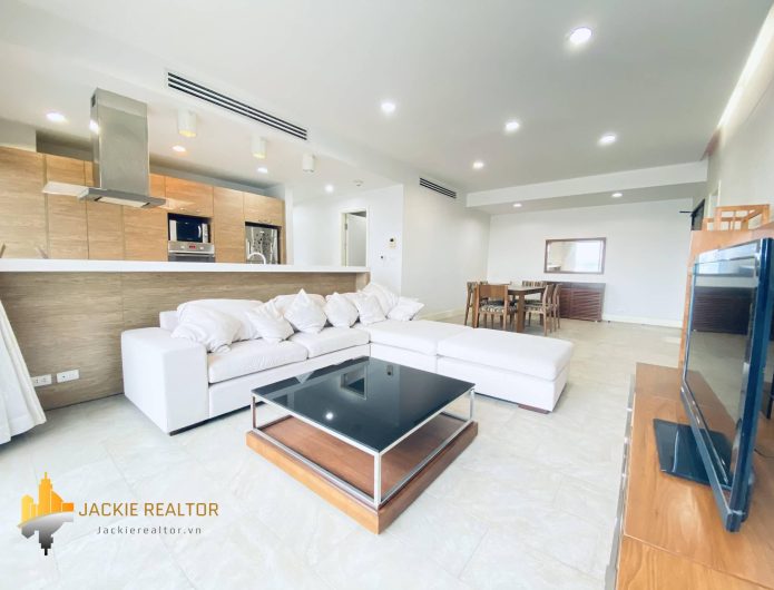 Superb large 3BRs apartment at Golden Westlake for rent (1)