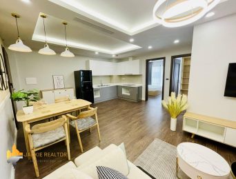 Sweet 2-bedroom apartment in Tay Ho Residence for rent (4)