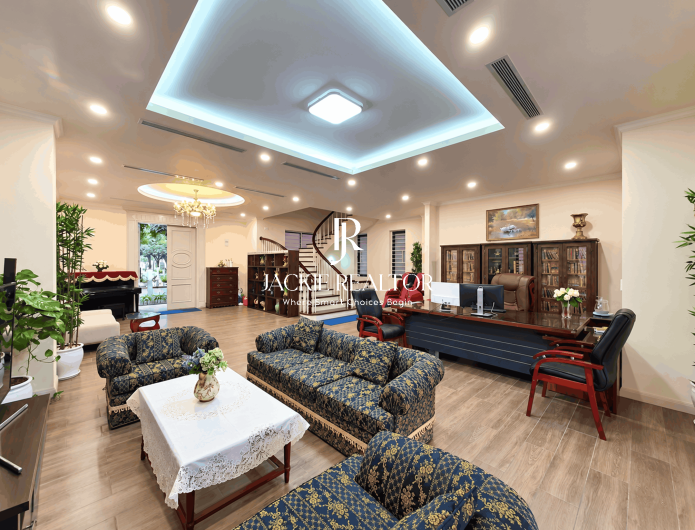 Top-end 5-bedroom villa for rent in Vinhomes Riverside (1)