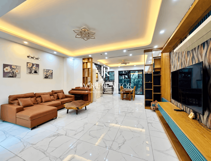 Townhouse near harmony lake for rent in Vinhomes The Harmony (1)