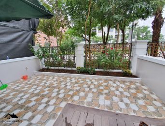 Townhouses and villas for rent in Starlake Tay Ho Tay (56)