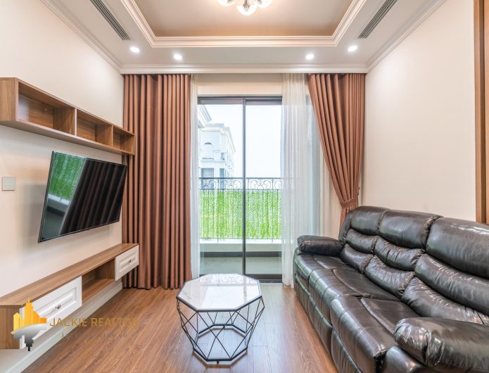 Traditional Style Apartment For Rent In Sunshine Riverside (11)