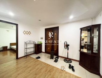 Traditional-style apartment to rent in G3 Ciputra (3)