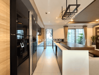 Unbeatable 3-bedroom apartment for rent in Kosmo Tay Ho (2)