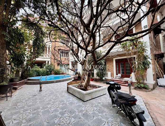 Unbelievable 5BHK pool villa for rent on To Ngoc Van, Tay Ho, Hanoi (1)