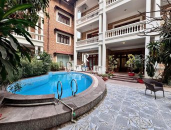 Unbelievable 5BHK pool villa for rent on To Ngoc Van, Tay Ho, Hanoi (2)