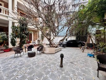 Unbelievable 5BHK pool villa for rent on To Ngoc Van, Tay Ho, Hanoi (3)