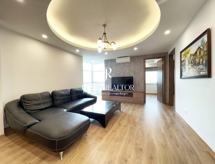 Unbelievably beautiful apartment for rent in E4 Ciputra (1)