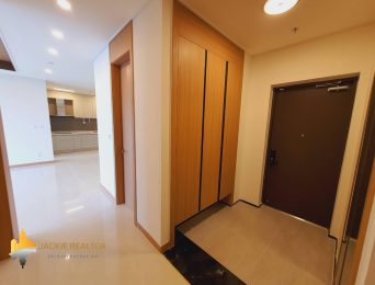 Unfurnished 2-bedroom apartment in Starlake for rent (5)