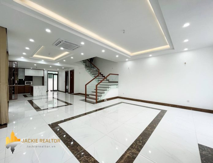 Unfurnished villa for rent in Vinhomes The Harmony, near Vinschool (1)