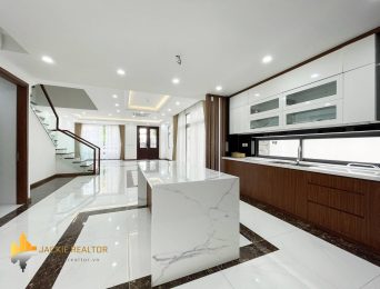 Unfurnished villa for rent in Vinhomes The Harmony, near Vinschool (5)