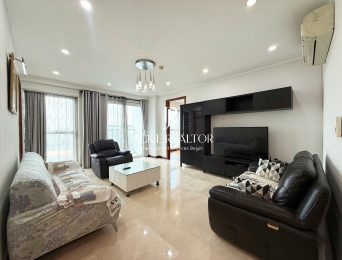 Very cheap 146-SQM 3-bedroom apartment in L2 Ciputra for rent (3)