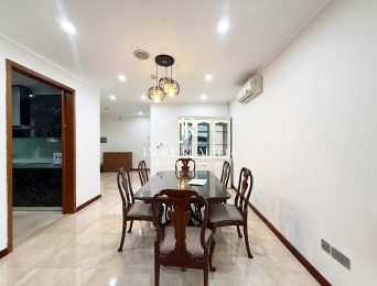 Very cheap 146-SQM 3-bedroom apartment in L2 Ciputra for rent (5)