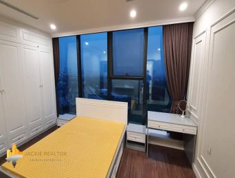 Very cheap 3BRs apartment for rent in Sunshine City (5)
