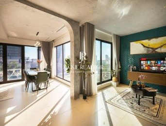 Very large 1-bedroom serviced apartment for rent in Tay Ho street (4)