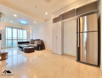 Very large golf view apartment for rent in Ciputra (19)