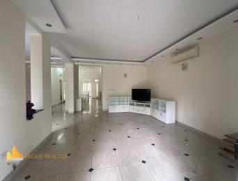 Very large villa in D3 area opposite UNIS Ciputra school for rent (5)