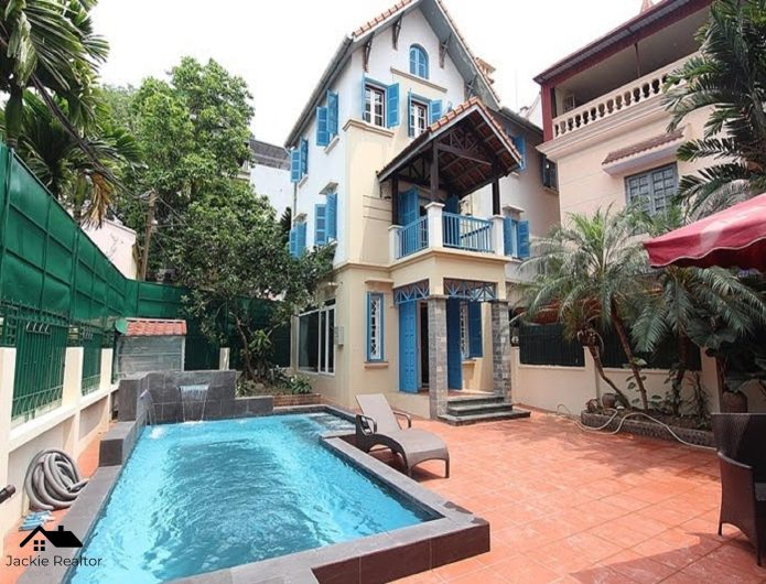 Villa for rent in To Ngoc Van Street, Tay Ho District, Hanoi (8)