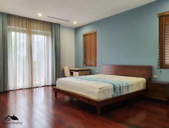 Villa for rent in Vinhomes Riverside (5)