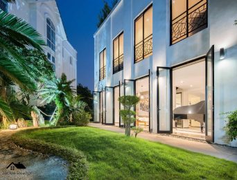 Villas for rent in Vinhomes Riverside (32)-min