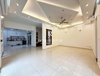 Warmly 4-bedroom villa on Dang Thai Mai Street for rent (4)