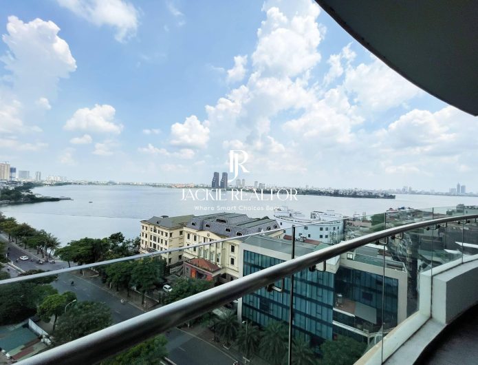 Watermark Westlake - Unbelievably beautiful lake-view 3BRs apartment for rent (1)