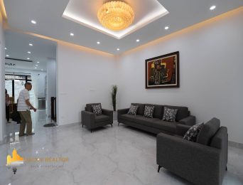 Well-furnished villa for rent in C4 Ciputra (2)