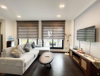 Well renovated 2BDs apartment for rent in Xuan Dieu, Tay Ho, Hanoi (2)