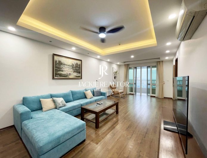 Well - renovated 3BHK apartment at P2 Ciputra for rent (1)