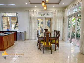 Well renovated 5BRs villa for rent in D4 Ciputra (4)