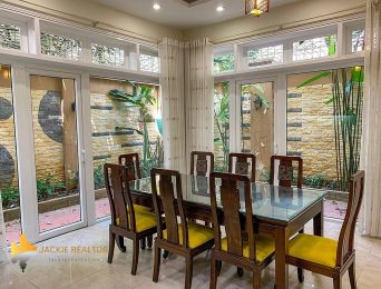 Well renovated 5BRs villa for rent in D4 Ciputra (5)