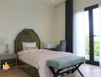 Western style detached villa for rent in Vinhomes Riverside (18)