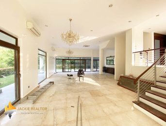 Wonderful unfurnished villa for rent in Q Block, Ciputra Hanoi (2)
